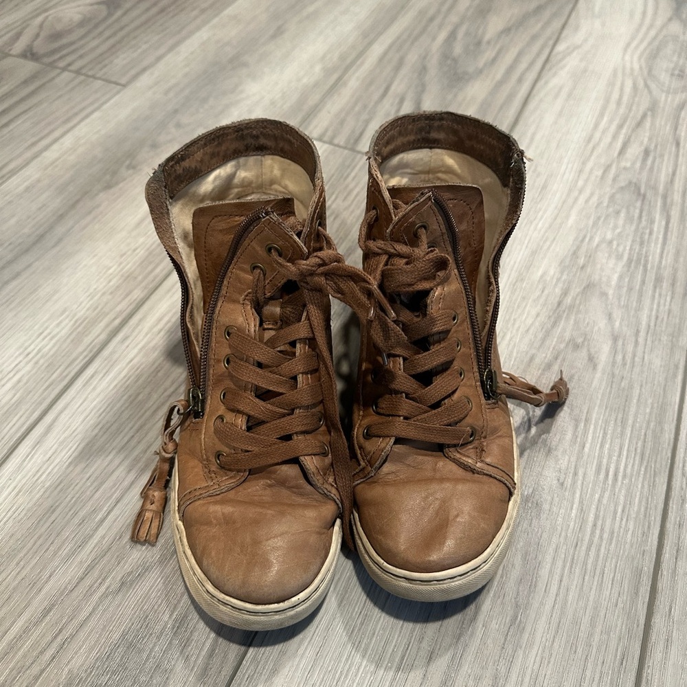 UGG Tan Suede Footwear